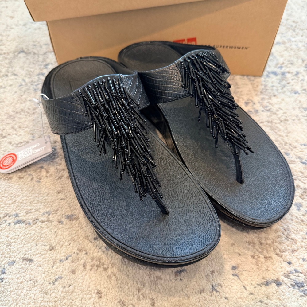 NWT FitFlop Cha Cha Black Beaded Fringe Wedge Sandals Size 8